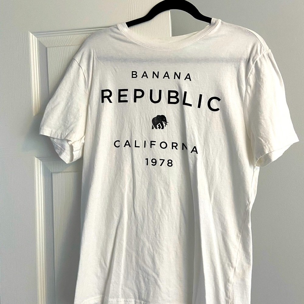 Banana Republic Tshirt for sale
